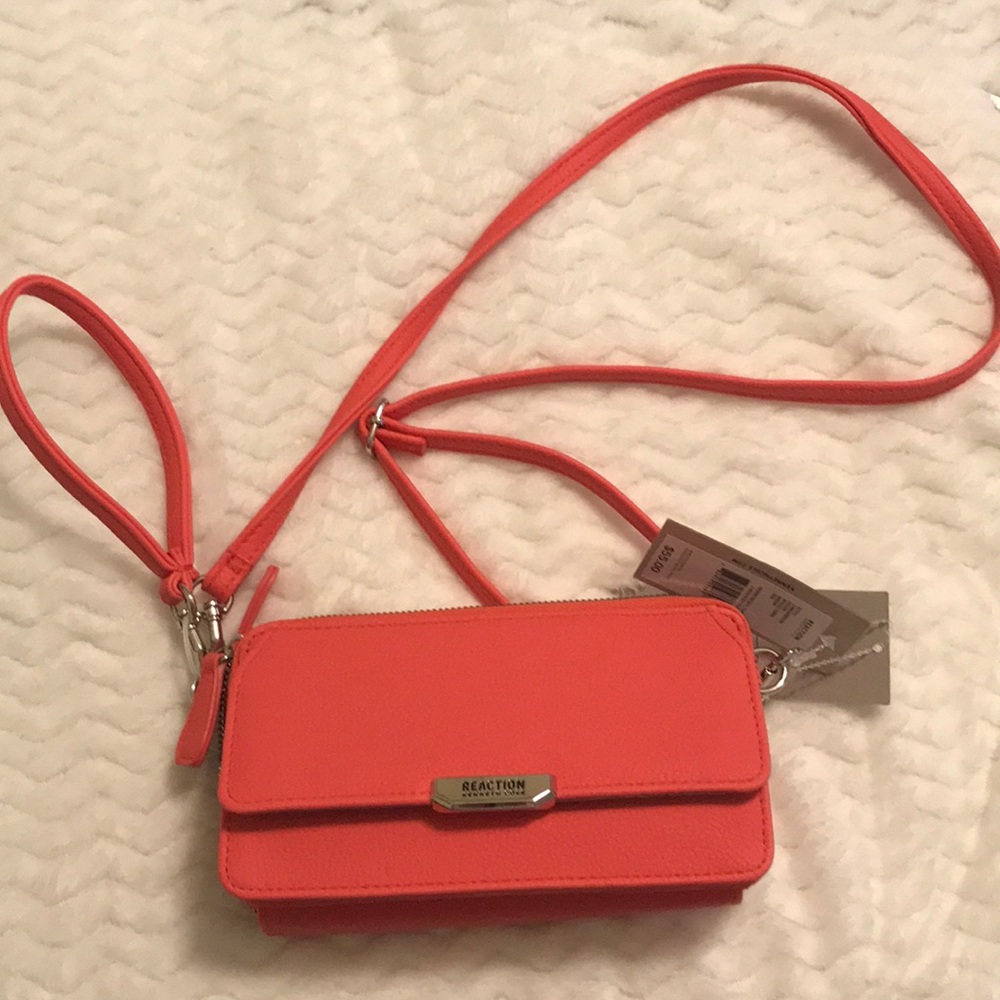 Kenneth Cole crossbody/Wallet